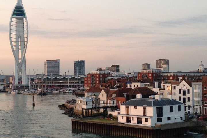 Heathrow Airport Private Transfer To Portsmouth Cruise Terminal