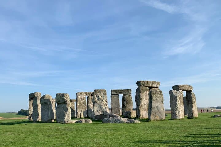 Southampton to London Visiting Stonehenge or Windsor Castle