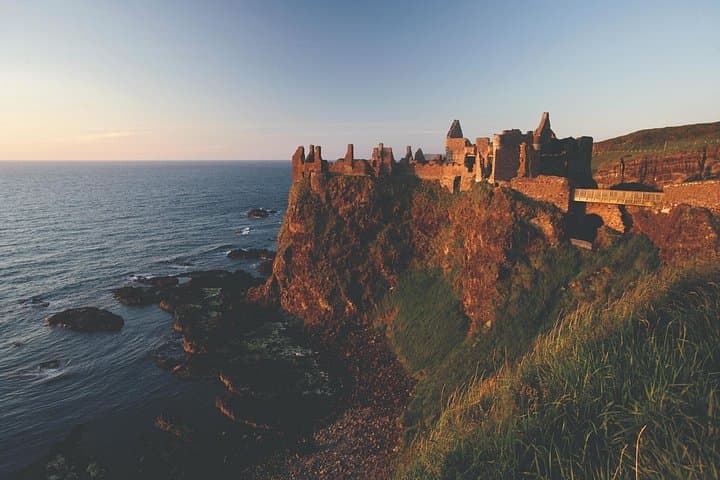 Private Giants Causeway Tour For Up to 15 People