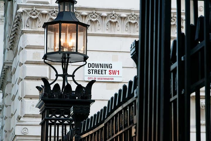 London Mob Revenge in Westminster: Exploration Game and Tour