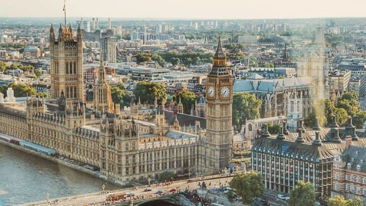 Monarchy and Politics in London - Self-Guided Walking Tours