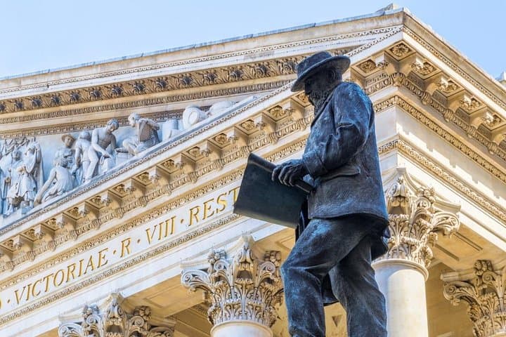 London Walking Tour: Self-Guided City Game