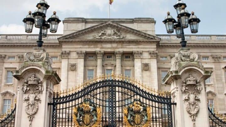 Monarchy and Politics in London - Self-Guided Walking Tours