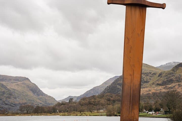 Llanberis, Conwy and Caernarfon Castle: A Self-Guided Driving Tour of Snowdonia
