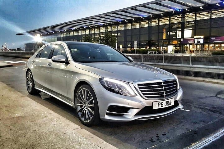 Luxury Airport Transfer from Lincolnshire to London Heathrow Airport (LHR) using a local English Chauffeur