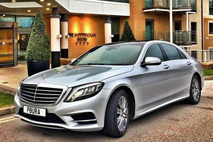 Luxury Airport Transfer from Lincolnshire to London Heathrow Airport (LHR) using a local English Chauffeur