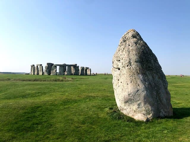 Explore Bath & Stonehenge Self-Guided Audio Tours