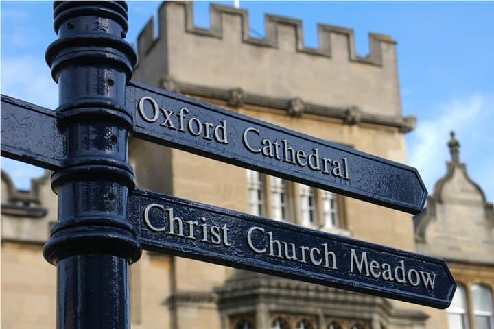 Oxford’s Famous Alumni: Self-Guided Story Puzzle Walk