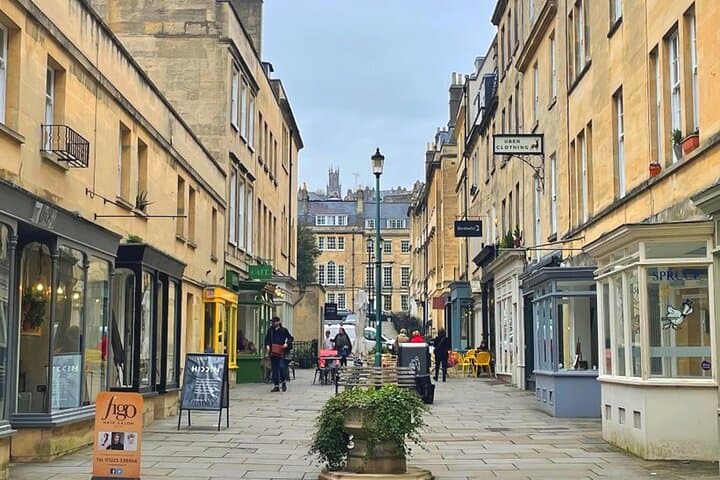 Interactive Treasure Hunt Experience of Bath's Secrets