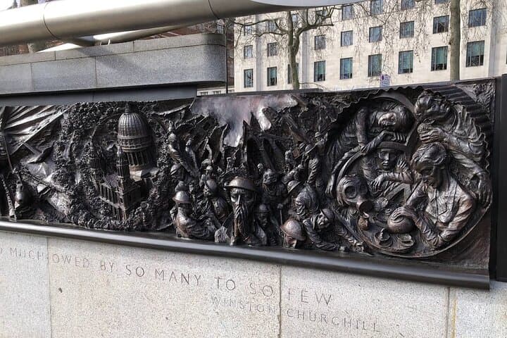 Private London Churchill tour with Blue Badge Tourist Guide