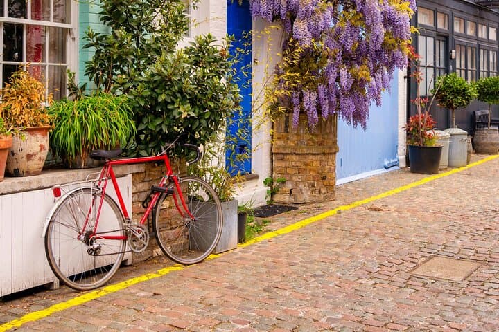 Interactive Treasure Hunt Experience of Kensington's Secrets