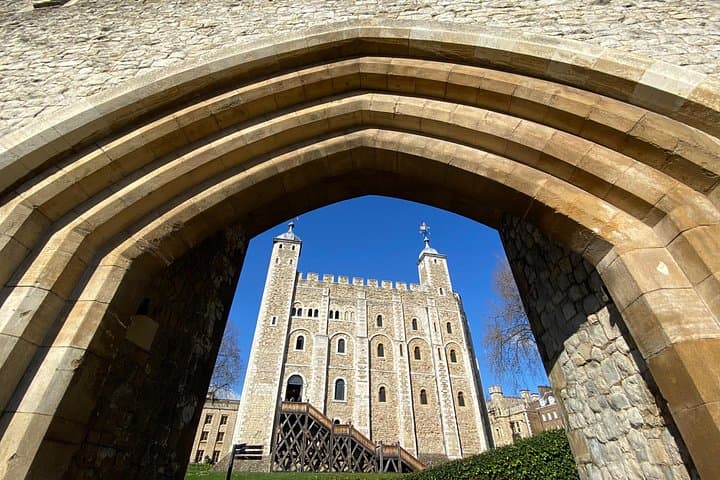 The Tower of London - Small Group Tour with a Local Expert