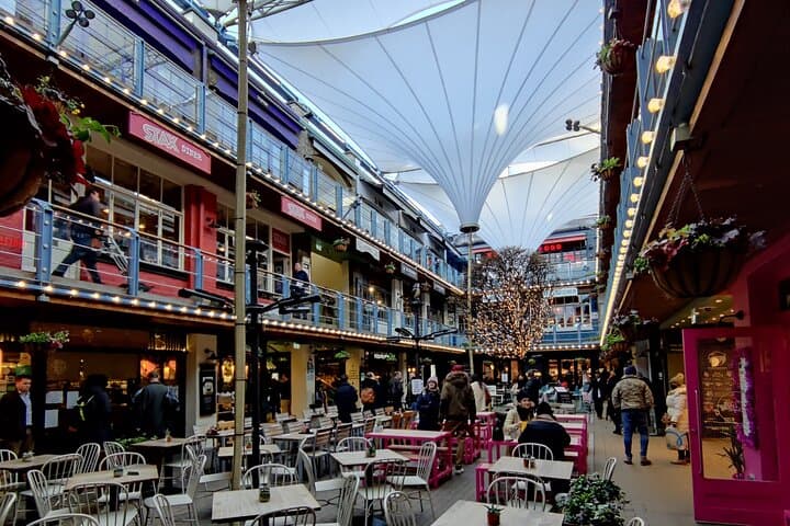 Take in fantastic eateries with our recommendations en route!