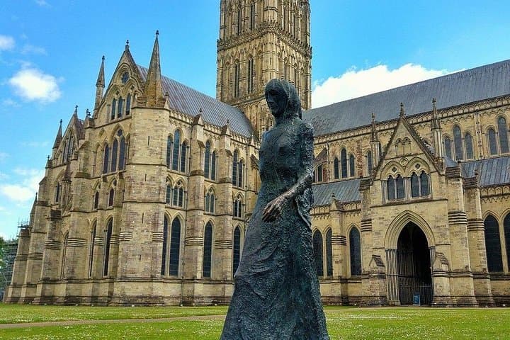 Salisbury Tour App, Hidden Gems Game and Big Britain Quiz (1 Day Pass) UK