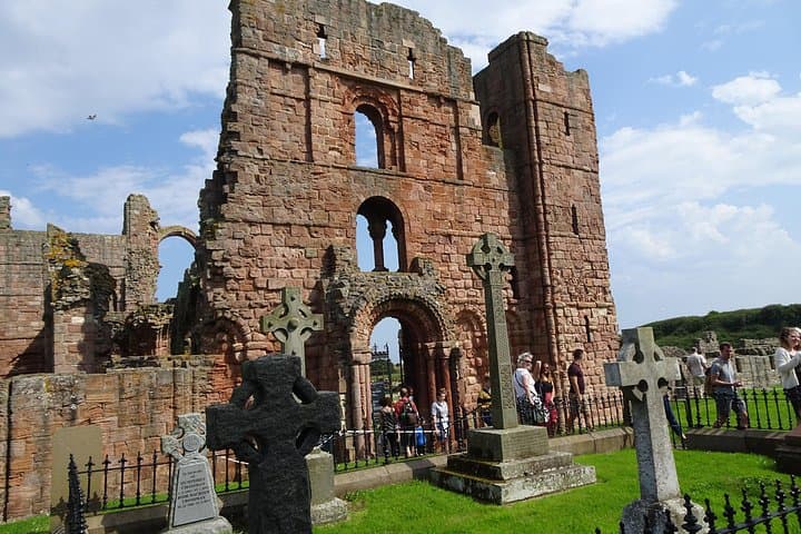 3 day walking tour of Northumberland Coast and Castles