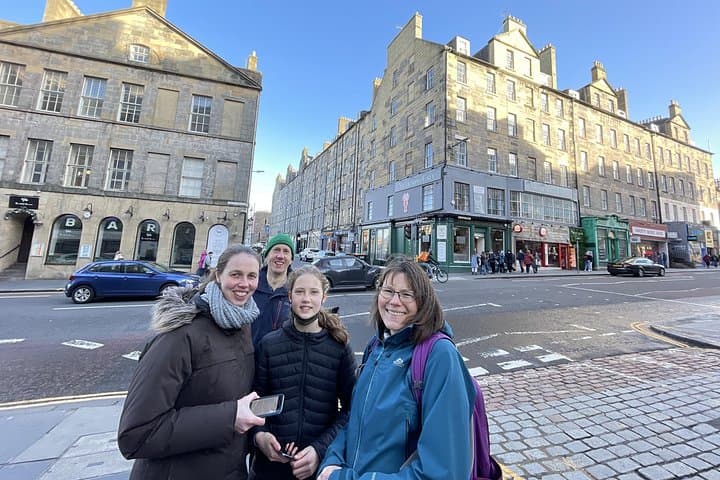 Edinburgh City of Wizards Exploration Game and Tour