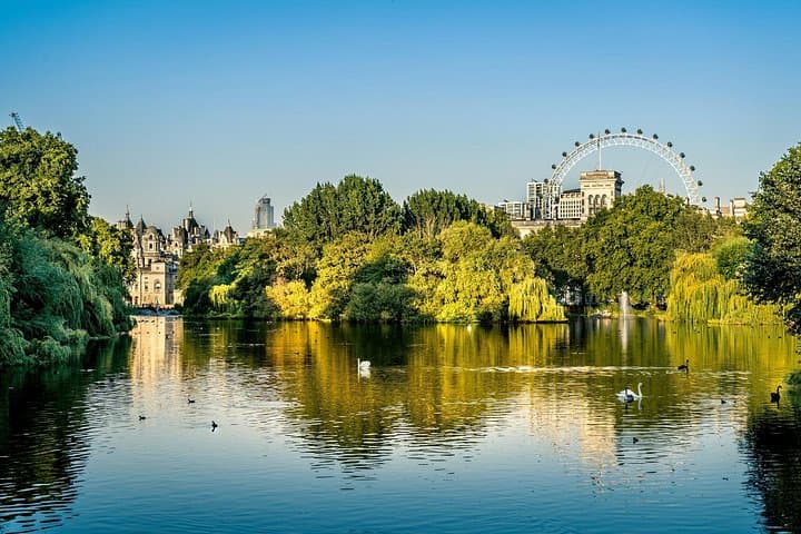 London Highlights Self guided scavenger hunt and Walking Tour