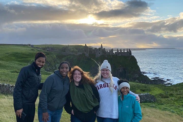 Dunluce Castle - Giants Causeway Experiences