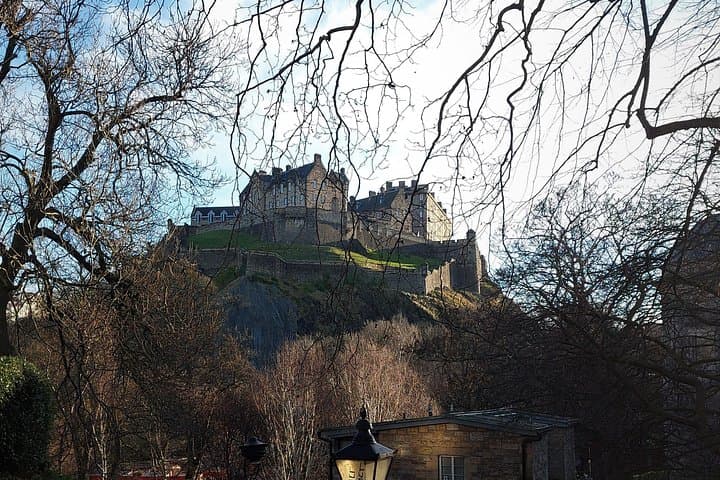 Interactive Treasure Hunt of Edinburgh's Secrets