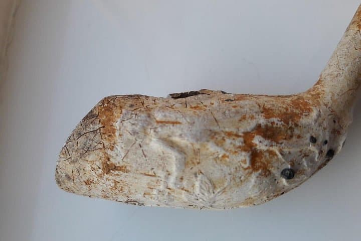 Decorated clay pipe bowl from 1746.