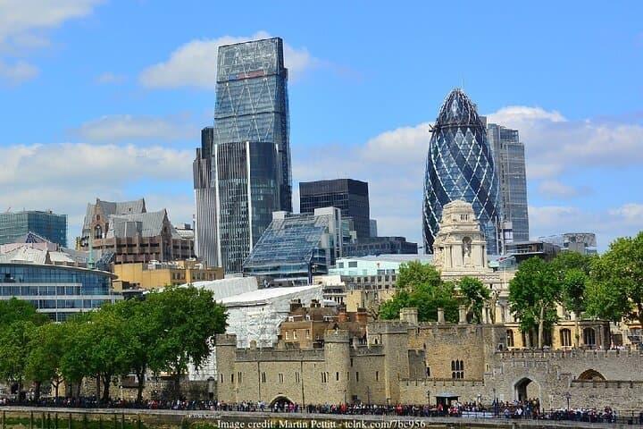 Private Tour of the Tower of London including the Crown Jewels