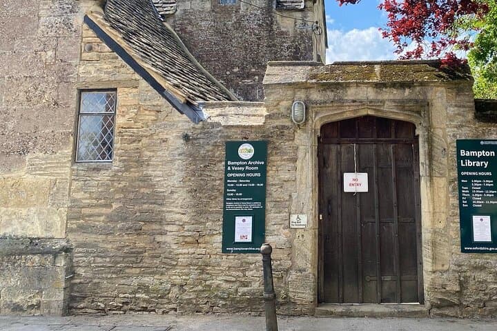 Private Cotswolds villages from London