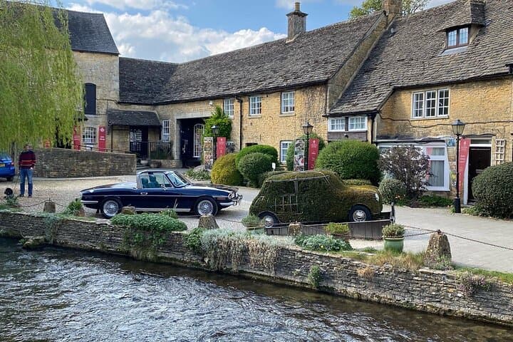 Private Cotswolds villages from London
