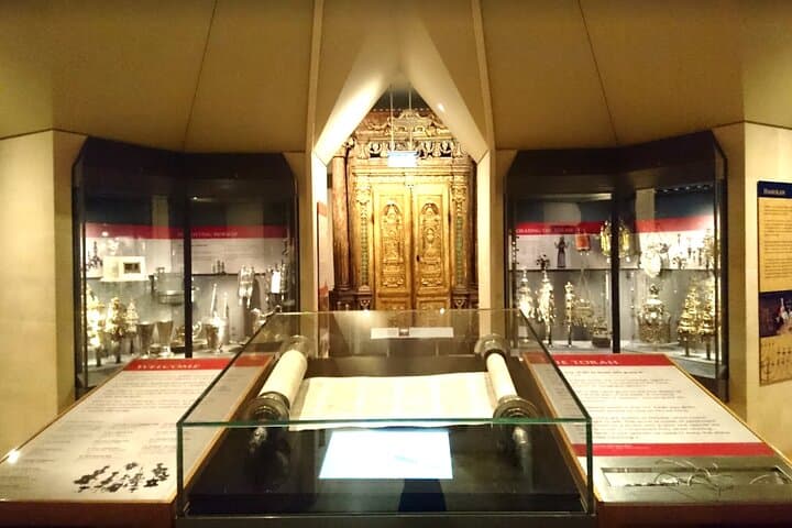 Private Jewish History Tour in London