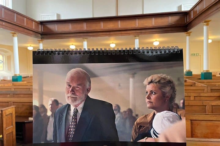 Private 2-hour Derry Girls Tour by Taxi