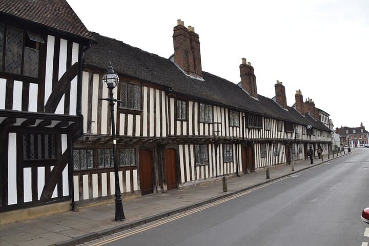 One of the beautiful Tudor rows in Stratford.