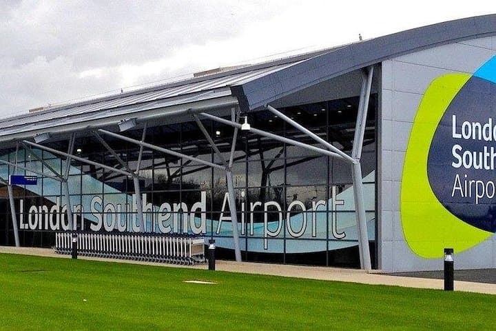 Airport 2 Airport Transfer London Heathrow to all London Airports