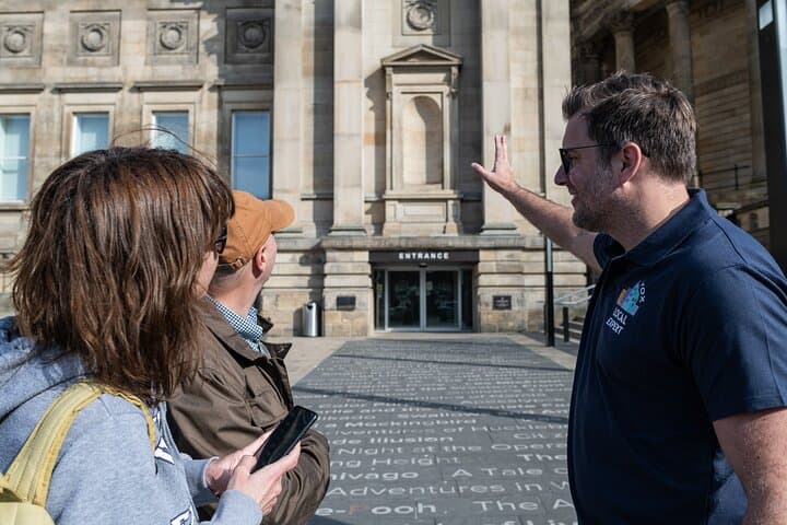 Liverpool: The Beatles and Cavern Quarter Walking Tour