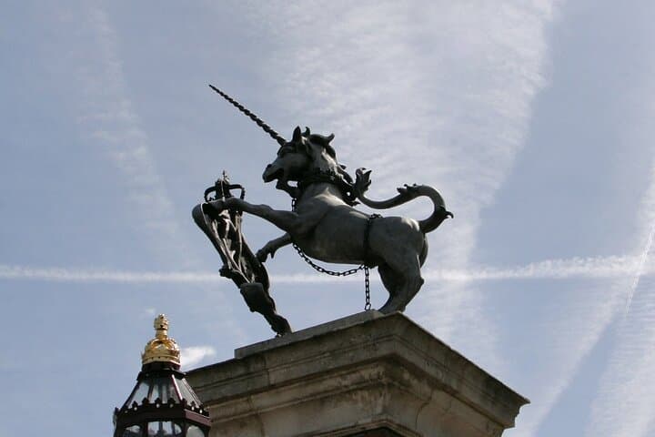 Hampton Court Walking Tour