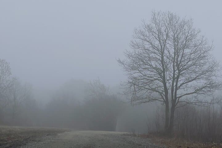 Haunted Village & Castle Tour : Ghosts, Graves & Legends