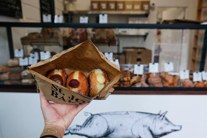 London Borough Market Sweet Treats, Donuts, & Tea Food Tour