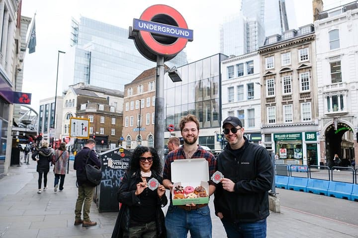 London Borough Market Sweet Treats, Donuts, & Tea Food Tour