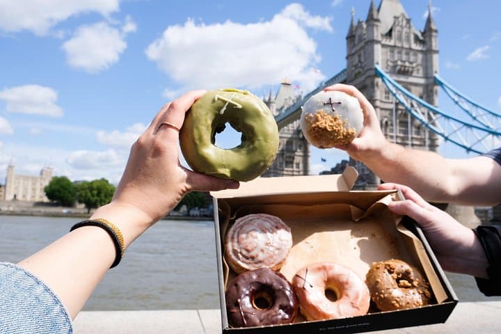 London Borough Market Sweet Treats, Donuts, & Tea Food Tour