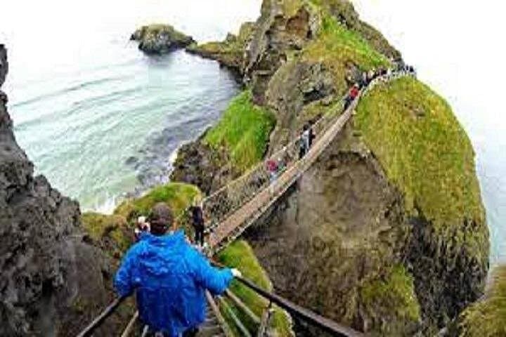 Carrick A Reed Rope Bridge.
Do you Dare to Cross This 30 meters high Bridge. Spans 20 Meters
1st Built in 1755 by Salmon Fishermen.
