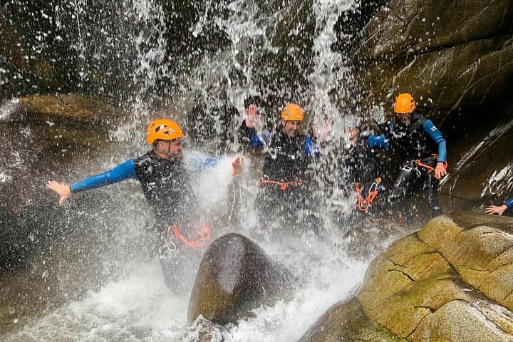 Family Gorge Walking