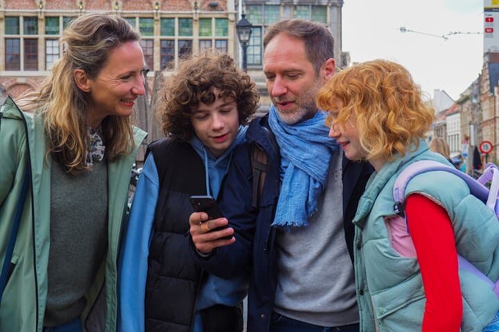 Play an Urban Escape Game in Manchester with family, friends or colleagues!