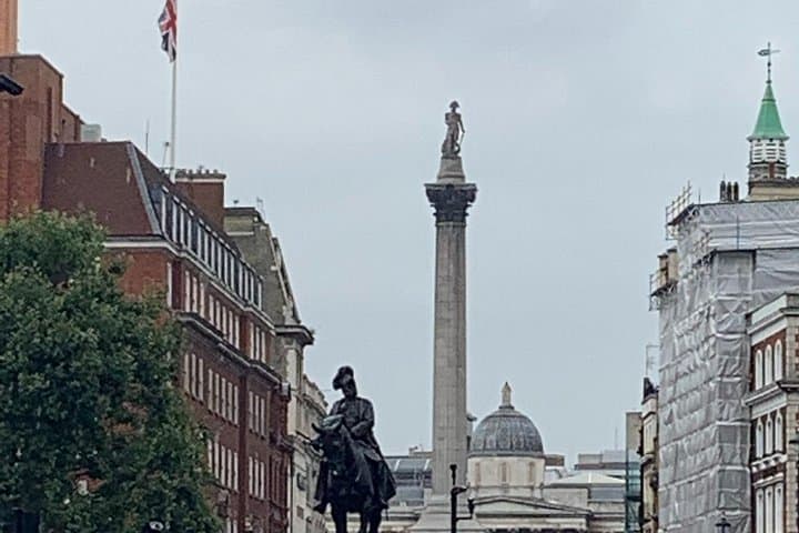 Private Transfer Tour from Heathrow to Central London in a London Black Cab