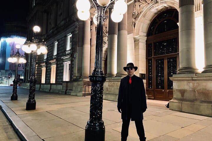 Vincent outside Glasgow City Chambers...