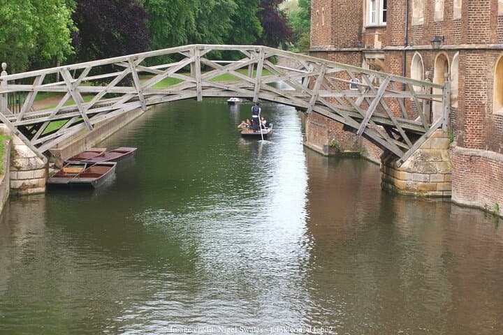 Welcome to Cambridge: Private Tour including King's College Chapel