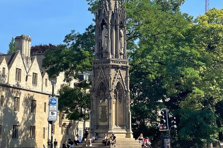 A Guide to the City of Dreaming Spires: A Self-Guided Audio Tour of Oxford