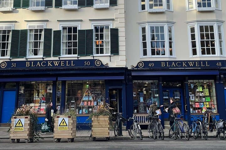 A Guide to the City of Dreaming Spires: A Self-Guided Audio Tour of Oxford