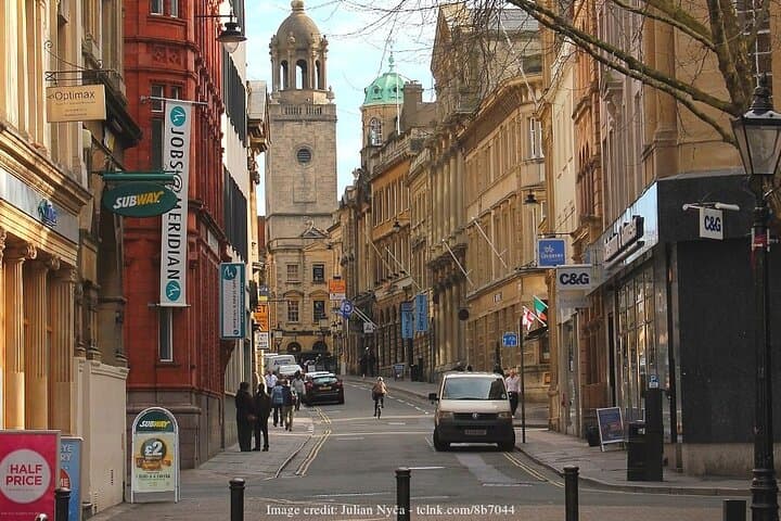 Welcome to Bristol: Private 2.5-hour Highlights Walking Tour