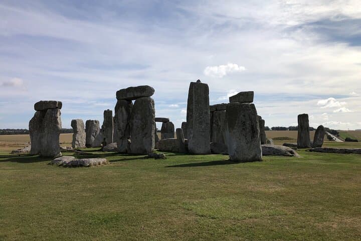 Southampton to Heathrow Airport via Stonehenge & Windsor Castle