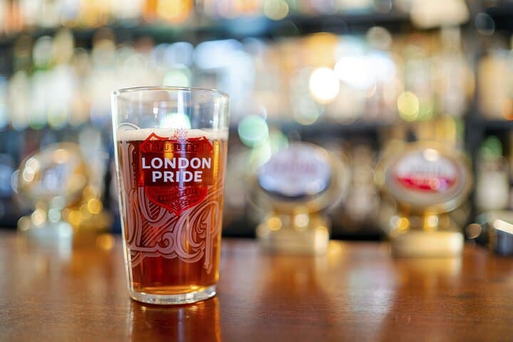 Private Beer and Food Tasting Tour in London City Center