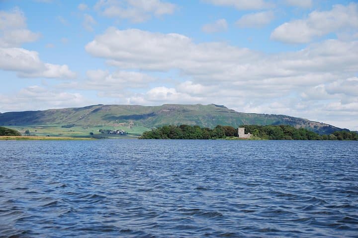 Edinburgh: Mary Queen of Scots Privately Guided Luxury Day Tour