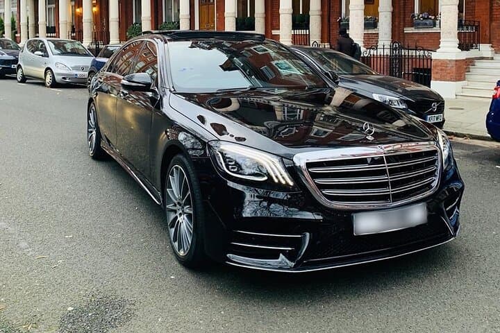 Airport Transfer: Gatwick Airport LGW to London by Luxury Car